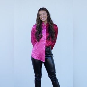 NWT. Blue Butter Cup Cheetah Satin Shirt Women’s-S.